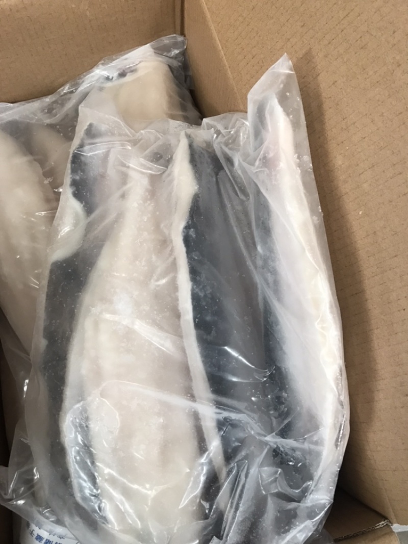 带皮巴沙鱼柳9成精修毛重20斤/件A级品质