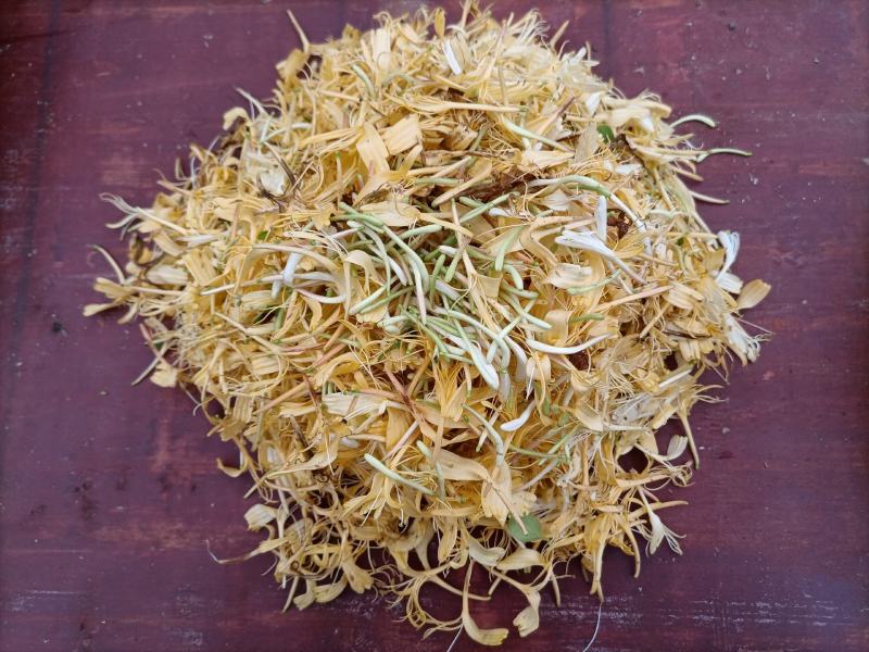 （包邮）金银花，贵州毕节山地野生，人工精心选摘，无叶无梗