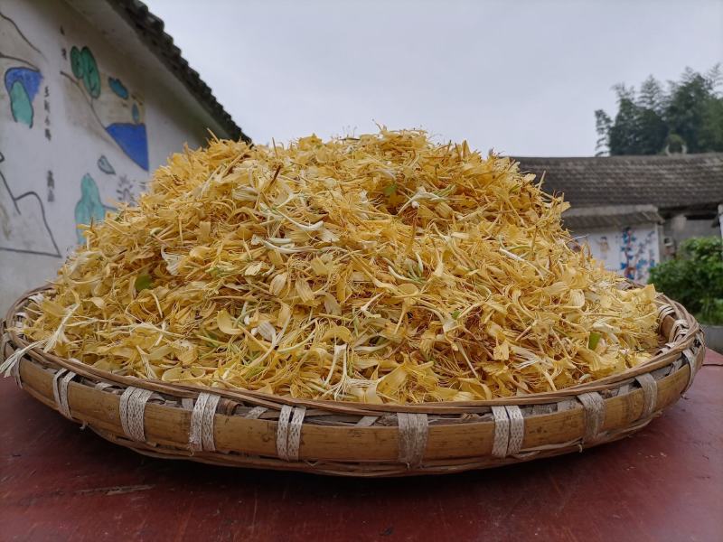 （包邮）金银花，贵州毕节山地野生，人工精心选摘，无叶无梗