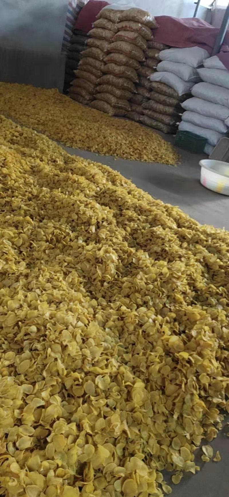 土豆片保证好货贵州土豆做出来的土豆片晶莹剔透香脆好吃