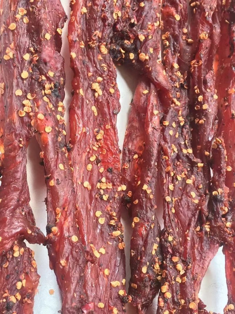 风干，跑江湖地摊赶集吼货风干肉，麻辣，五香两种口味