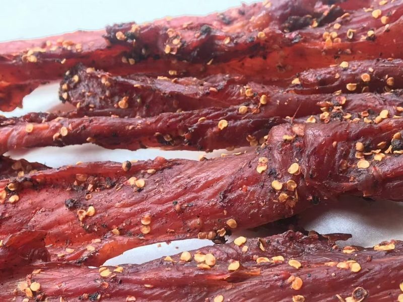 风干，跑江湖地摊赶集吼货风干肉，麻辣，五香两种口味