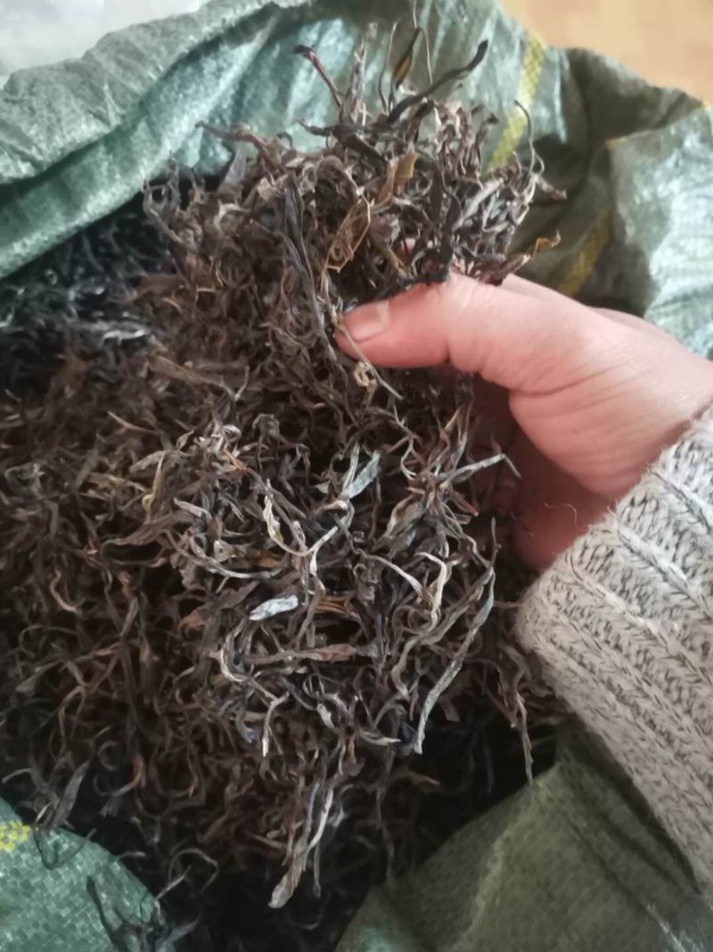 2014年生态古乔木茶饼357g现在低价处理了茶饼已发黑