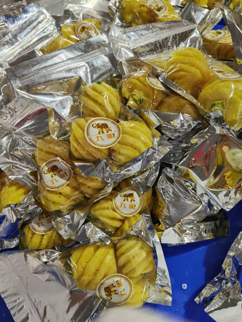 九象工厂15kg8kg香水去皮小菠萝，菠萝象风味十足