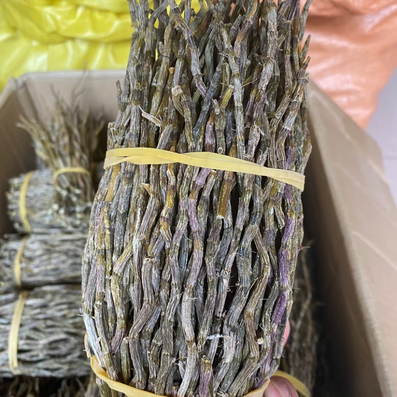 铁皮石斛干条，无硫500g装，临省可以包邮！