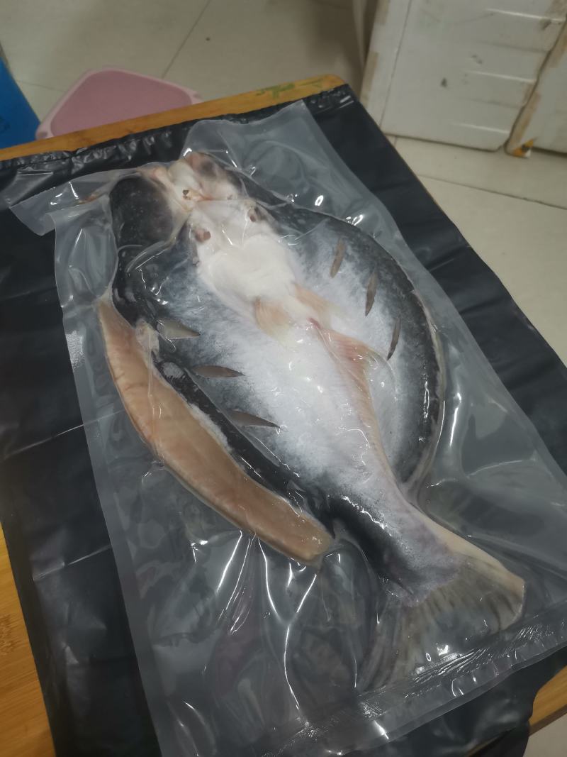 新鲜腌制开背去骨巴沙鱼12条烤鱼专用2斤一条