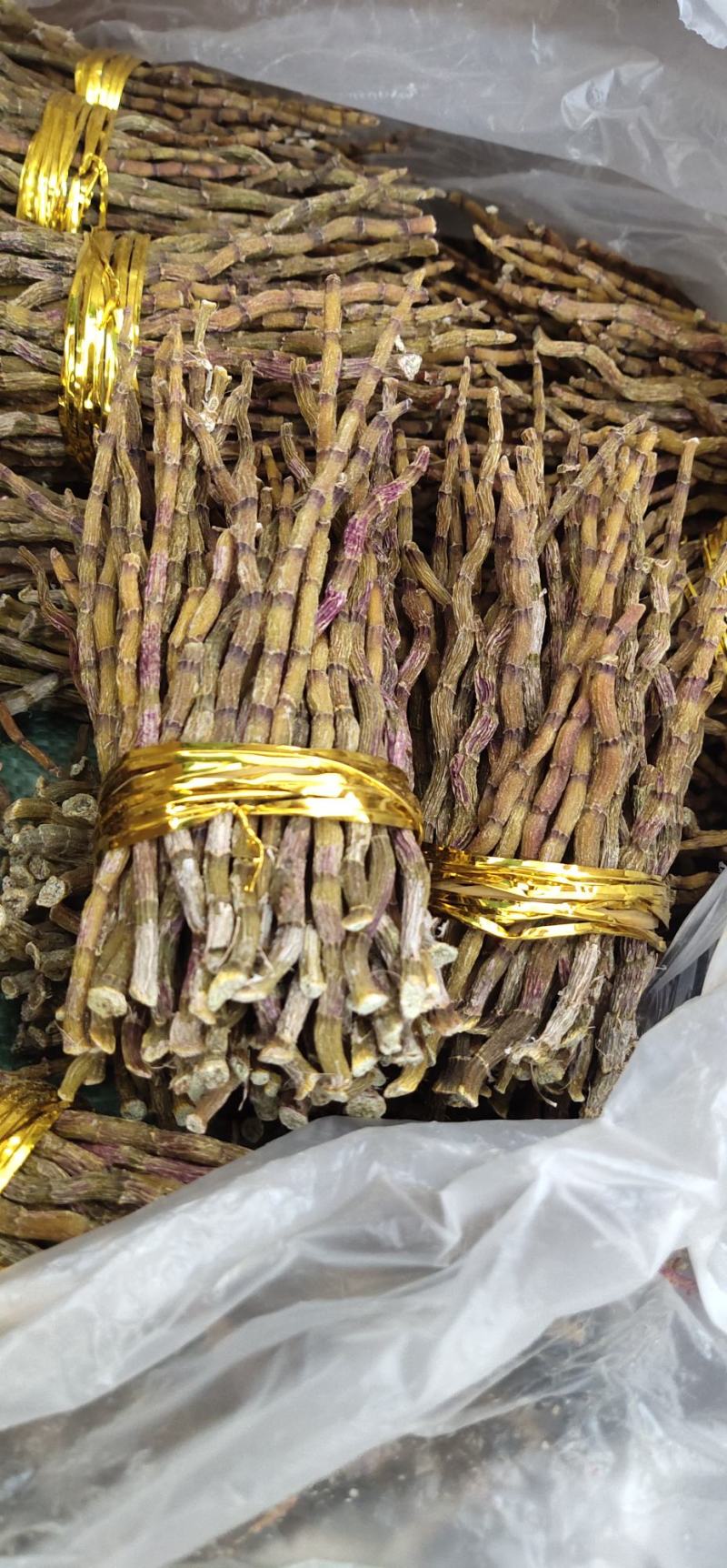 精选雁荡山正宗软脚铁皮石斛干条烤条捆/寸金条/全化渣
