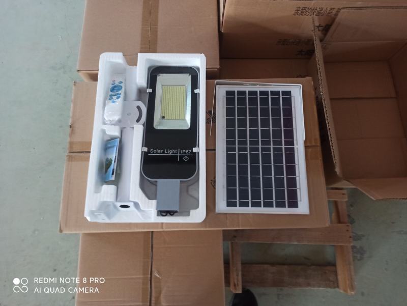 太阳能户外灯庭院灯路灯超亮led大功率家用防水感应灯工程