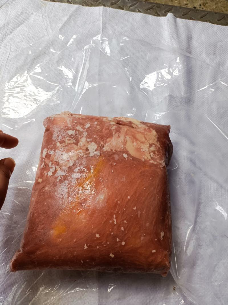 电商专供整块牛后腿肉调理瘦度高价格低