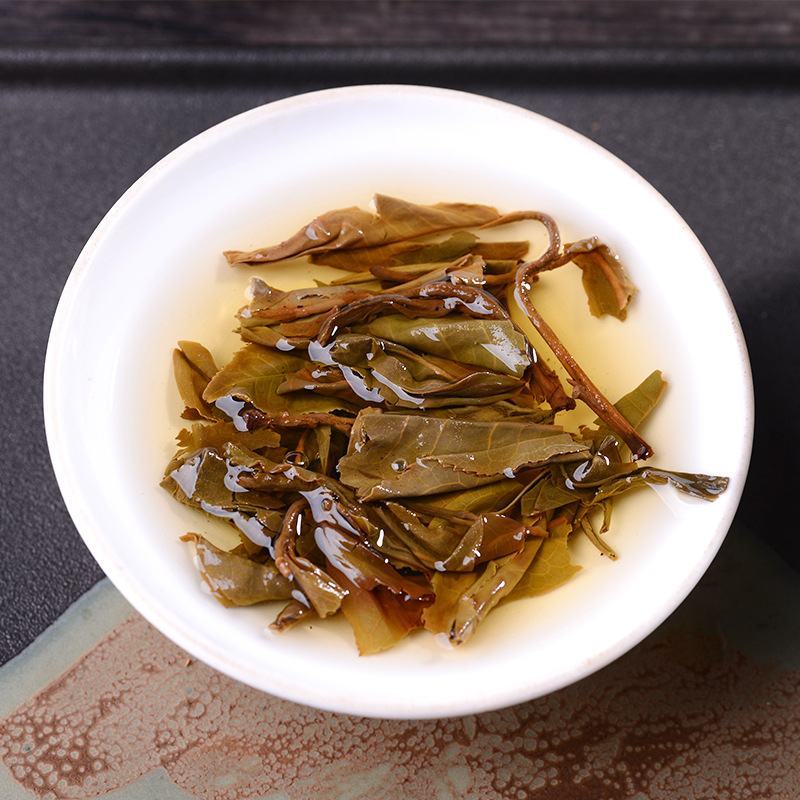 云南临沧2007年冰岛普洱茶400g/饼生茶产地直发