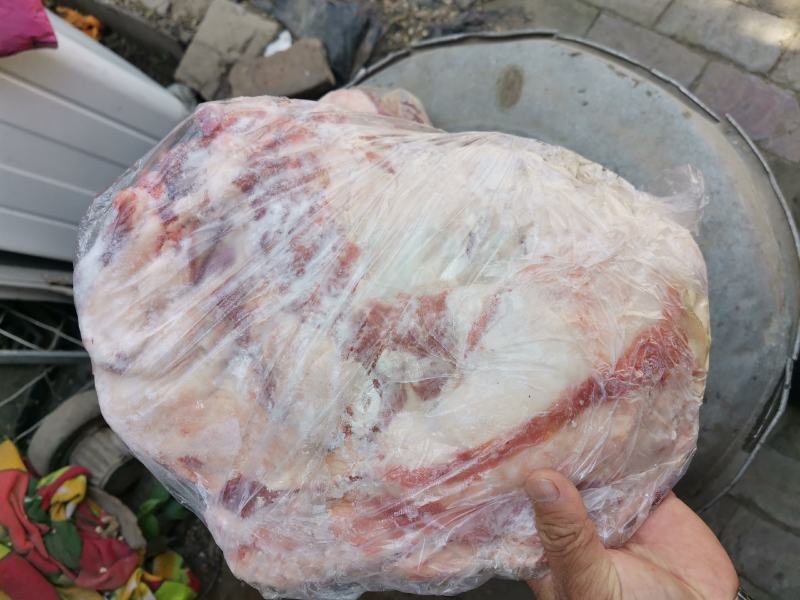大家好我是河北省河间市伊彬清真羊副产品，羔羊排3到4斤