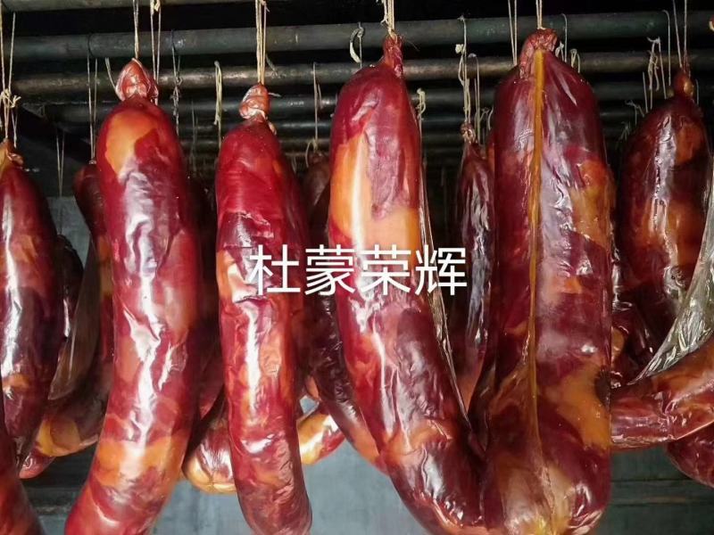 熏马肠，纯马肉块灌制，可发全国，一手货源