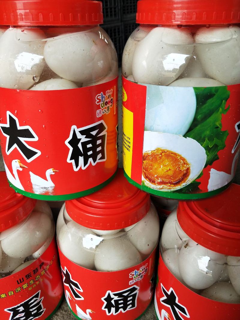 大桶蛋:选用新鲜蛋入桶质量有保证，价格实惠欢迎新老客户。