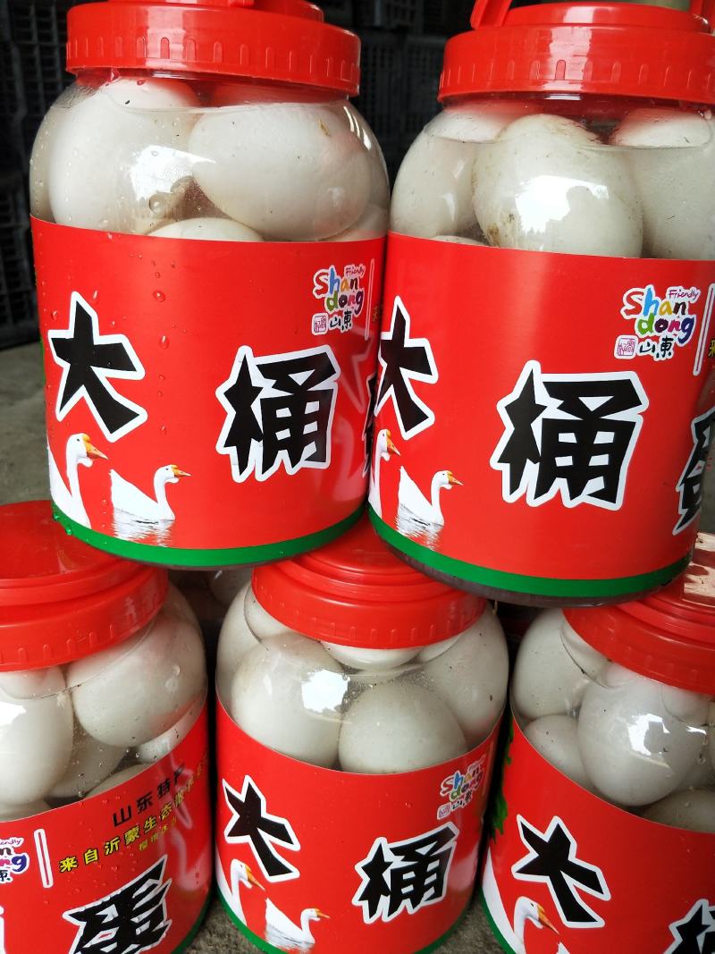 大桶蛋:选用新鲜蛋入桶质量有保证，价格实惠欢迎新老客户。