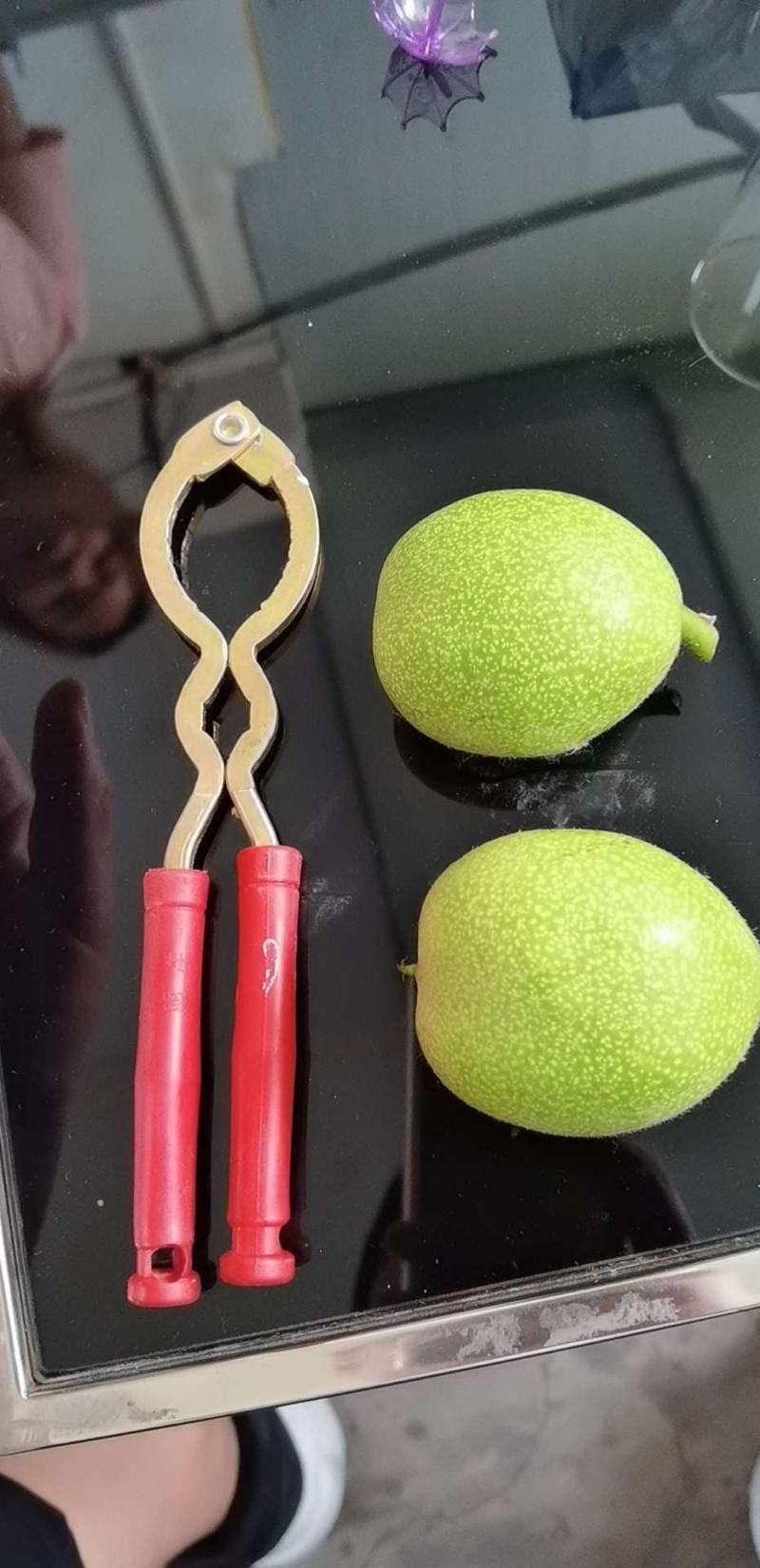 新鲜湿核桃绿皮核桃青皮核桃去皮核桃嫩核桃香核桃