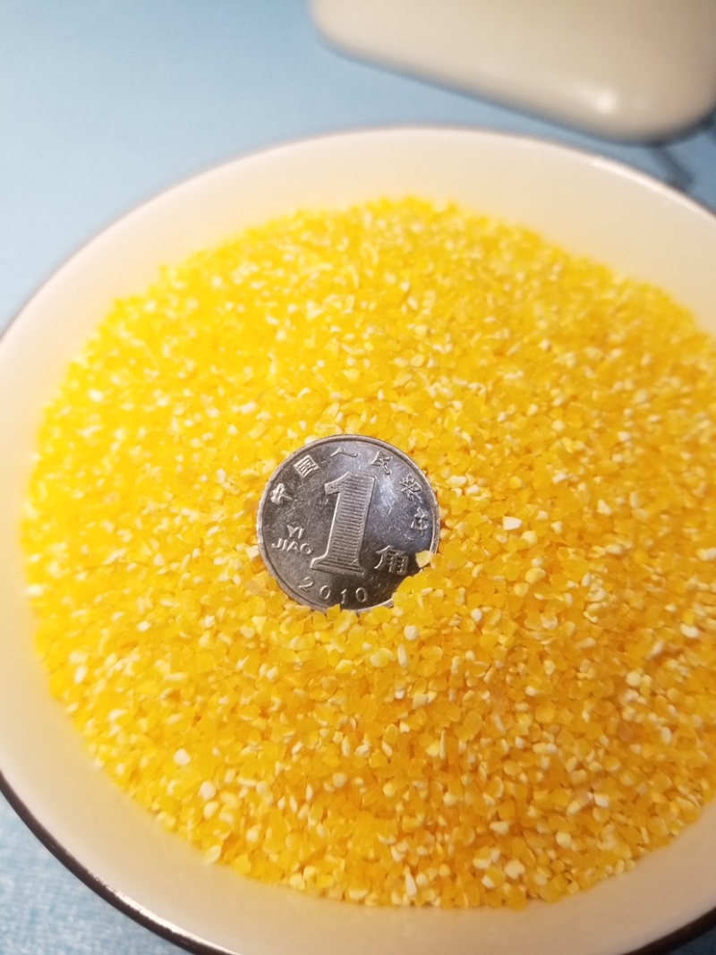 东北玉米糁（小碴子）厂家直供，各种规格。