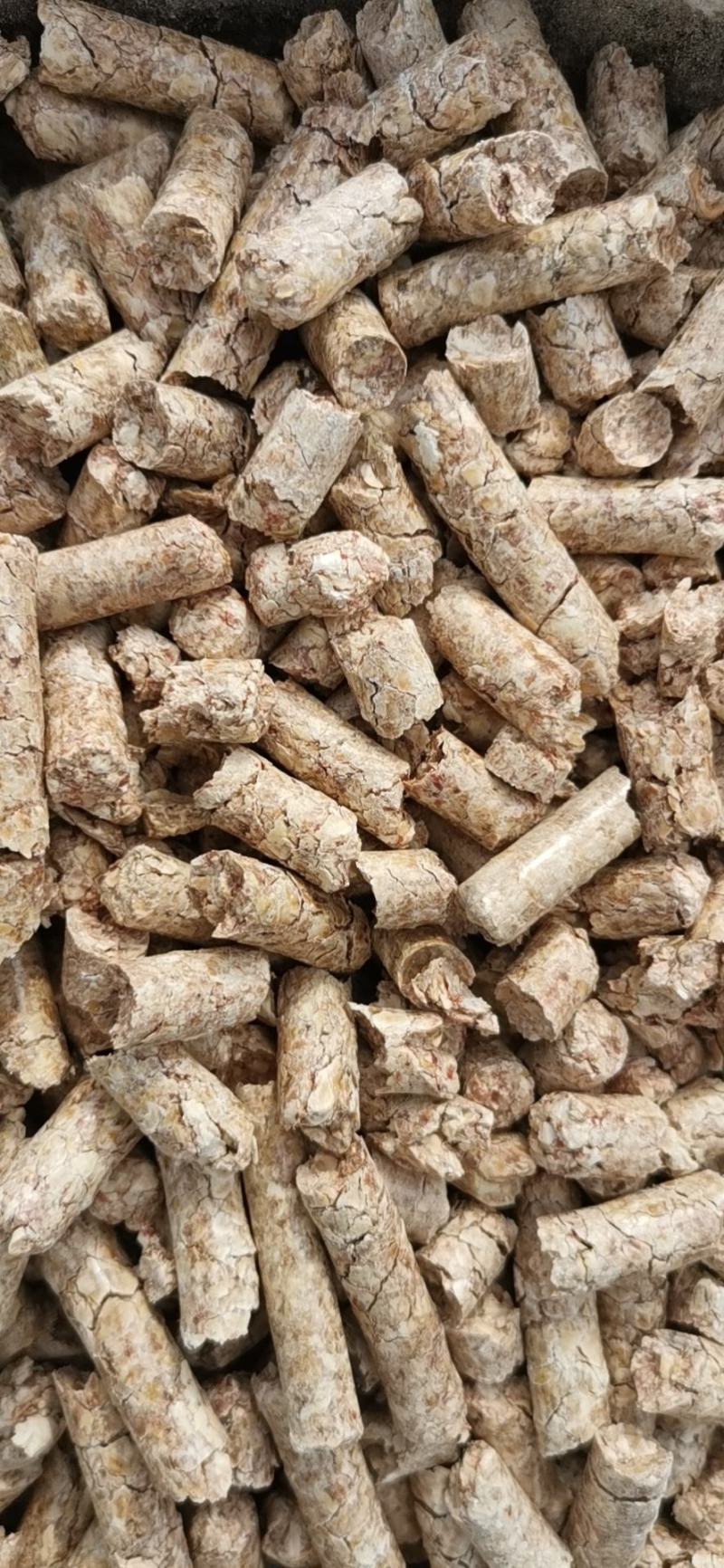 玉米芯圆柱体颗粒饲料