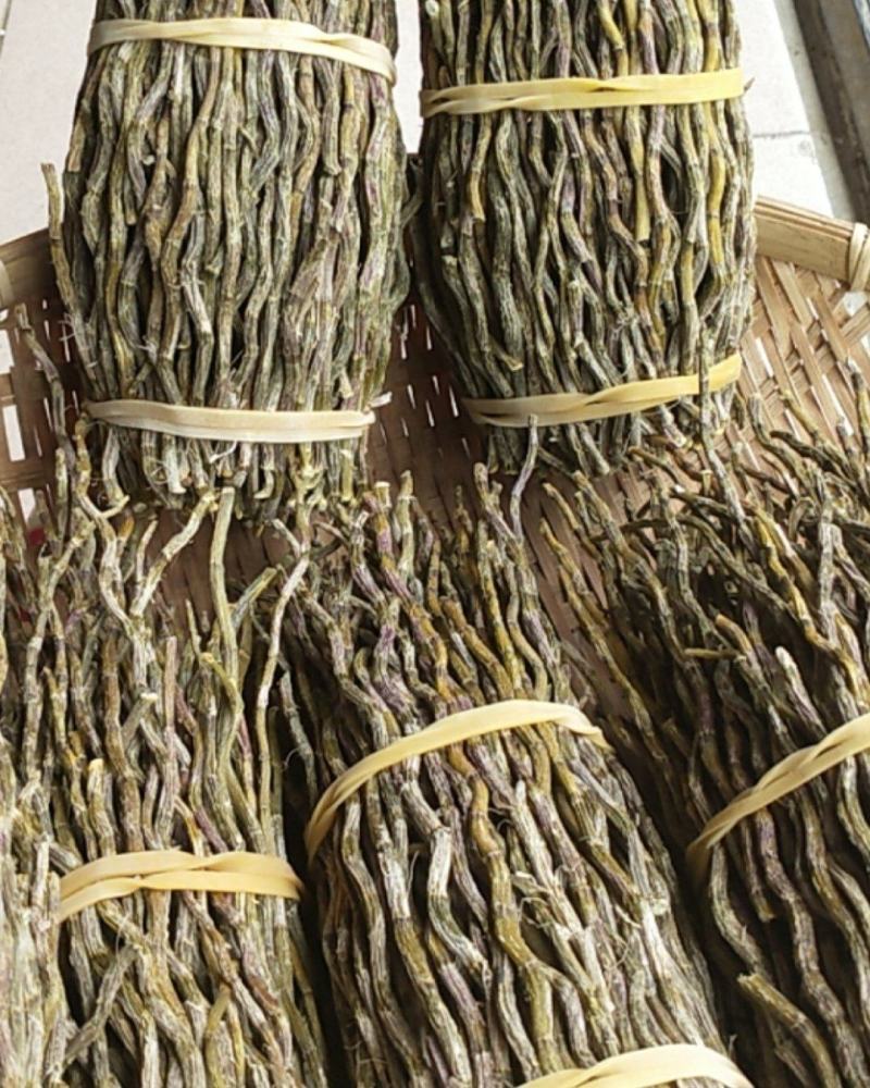 广西来宾金秀大瑶山铁皮石斛干条，称九大仙草