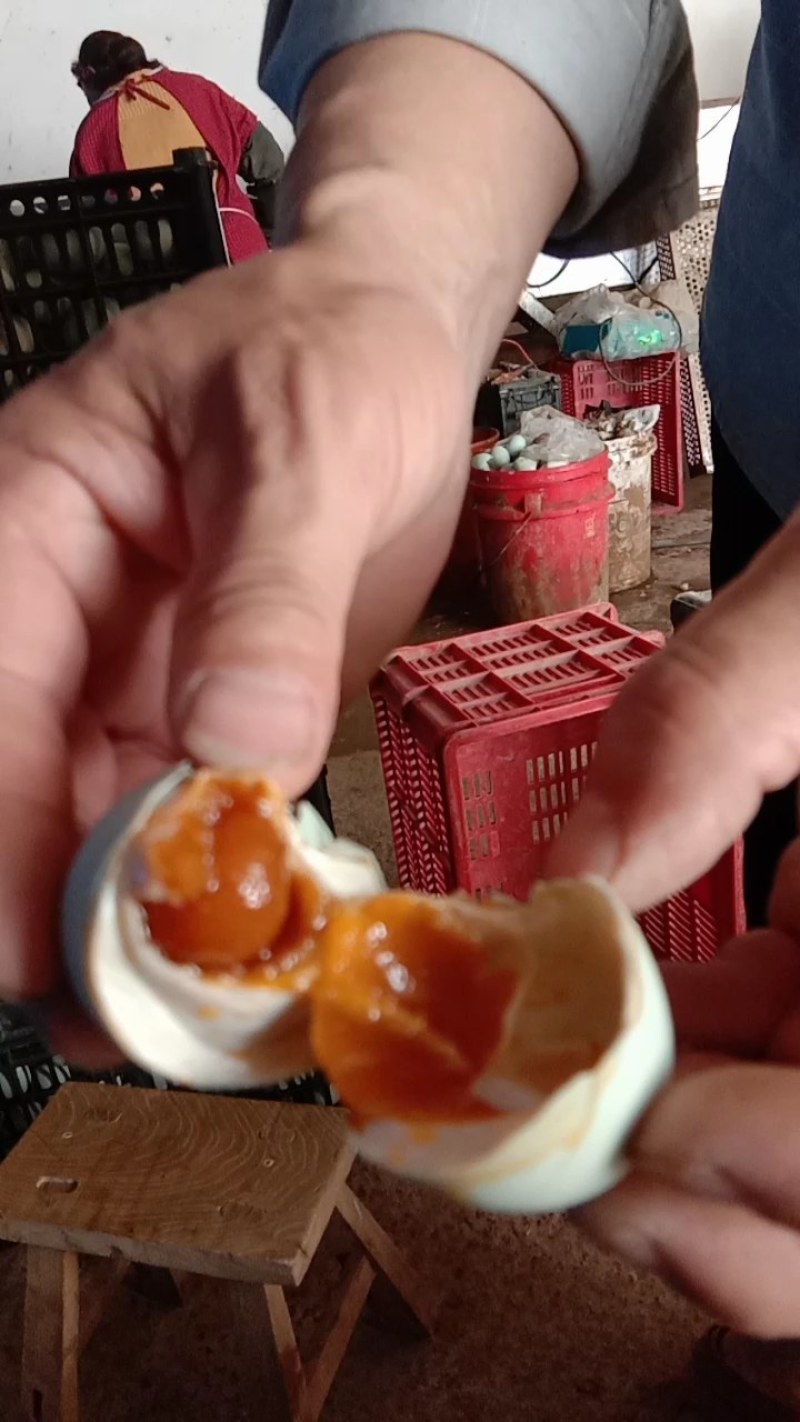 优质咸鸭蛋，产地直供，量大从优，货品咸香软糯，唇齿留香
