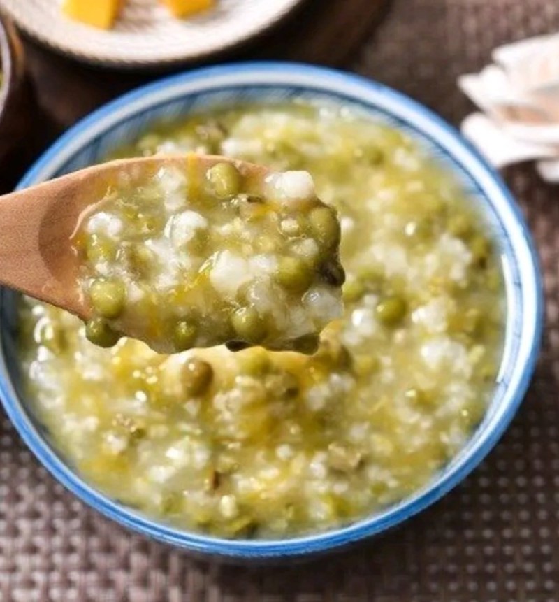 明绿豆油绿豆清火降温营养丰富易煮开花口感好