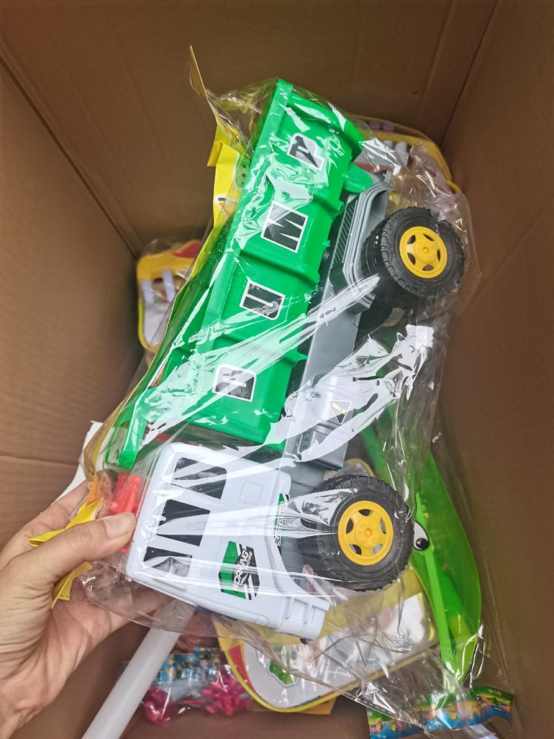 江湖地摊批发儿童玩具车模型男女孩小玩具夜市网红摆摊玩具泡