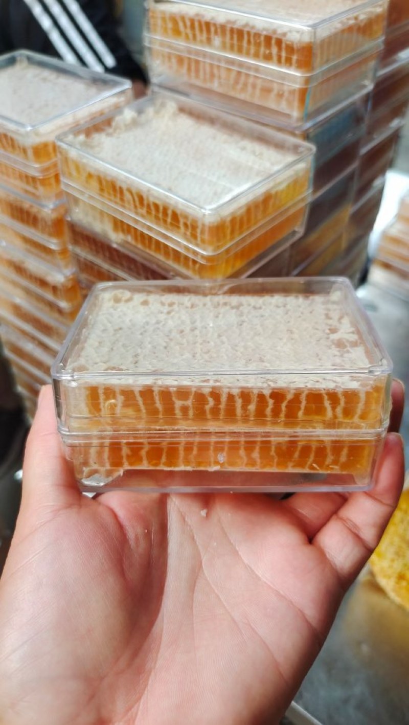 蜂场直销批发蜂巢蜜250克半斤，荆条巢蜜，酒店电商供应商
