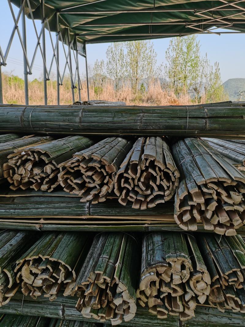优质精品中节片，五年以上老楠竹加工的中节片加工打好眼竹片