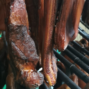 腊肉，烟熏腊肉，烟熏二刀肉，云南风干肉