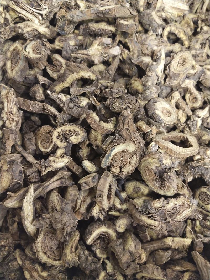 黄芩，山西地产黄芩，野生多年黄芩，家中多年黄芩