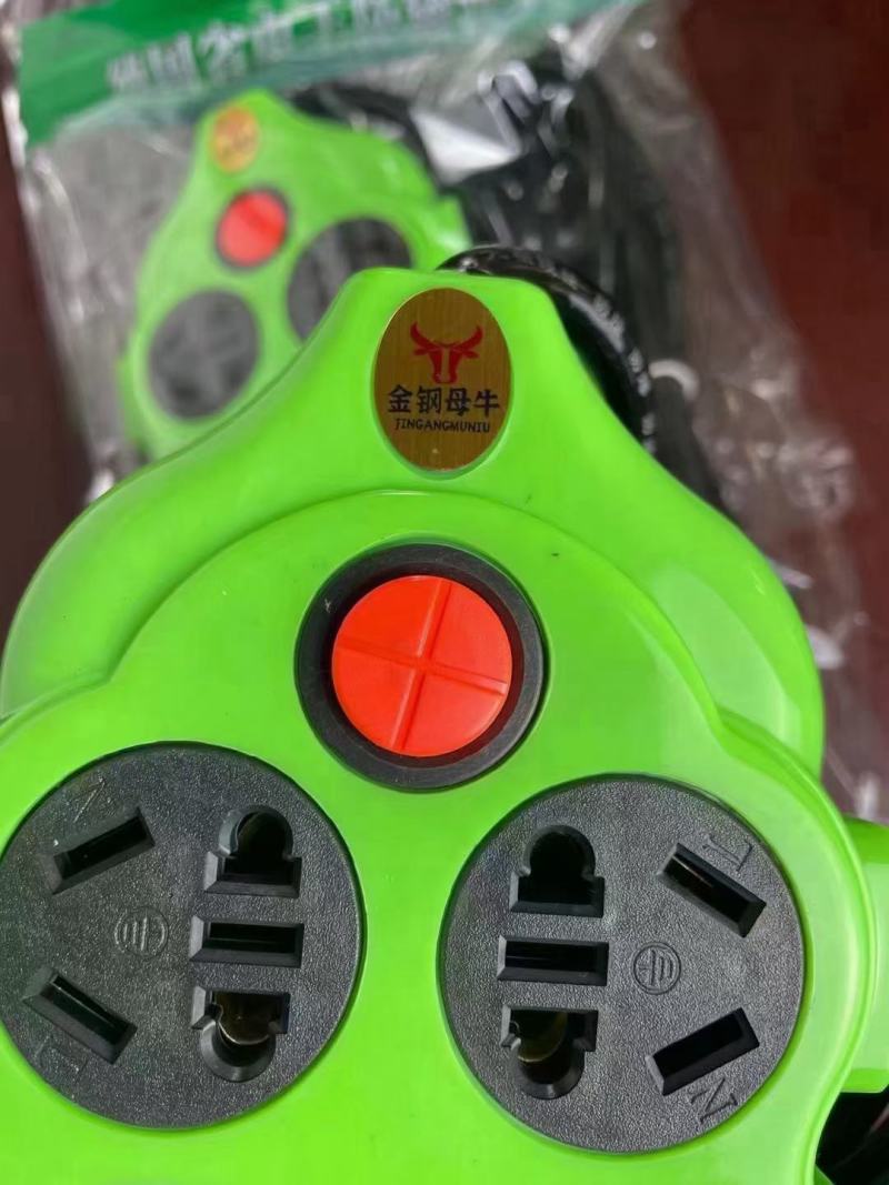 老百姓买母牛省电插板质量好品质好地摊火爆产品