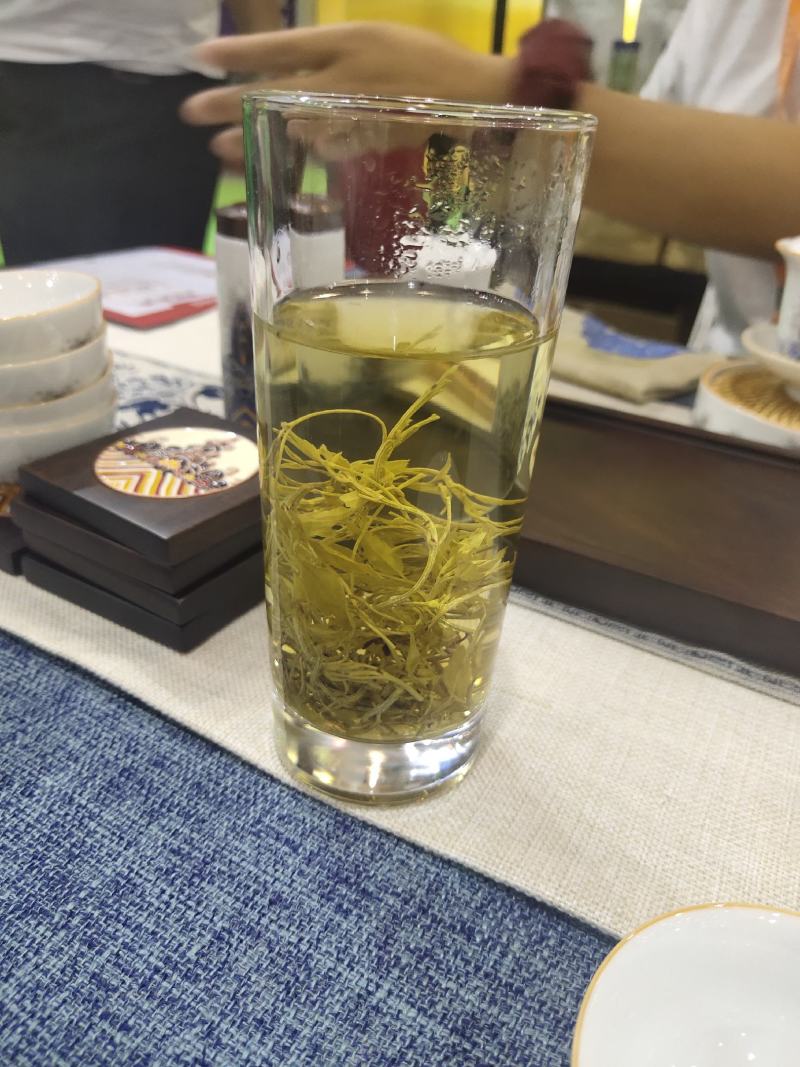 高山野生藤茶