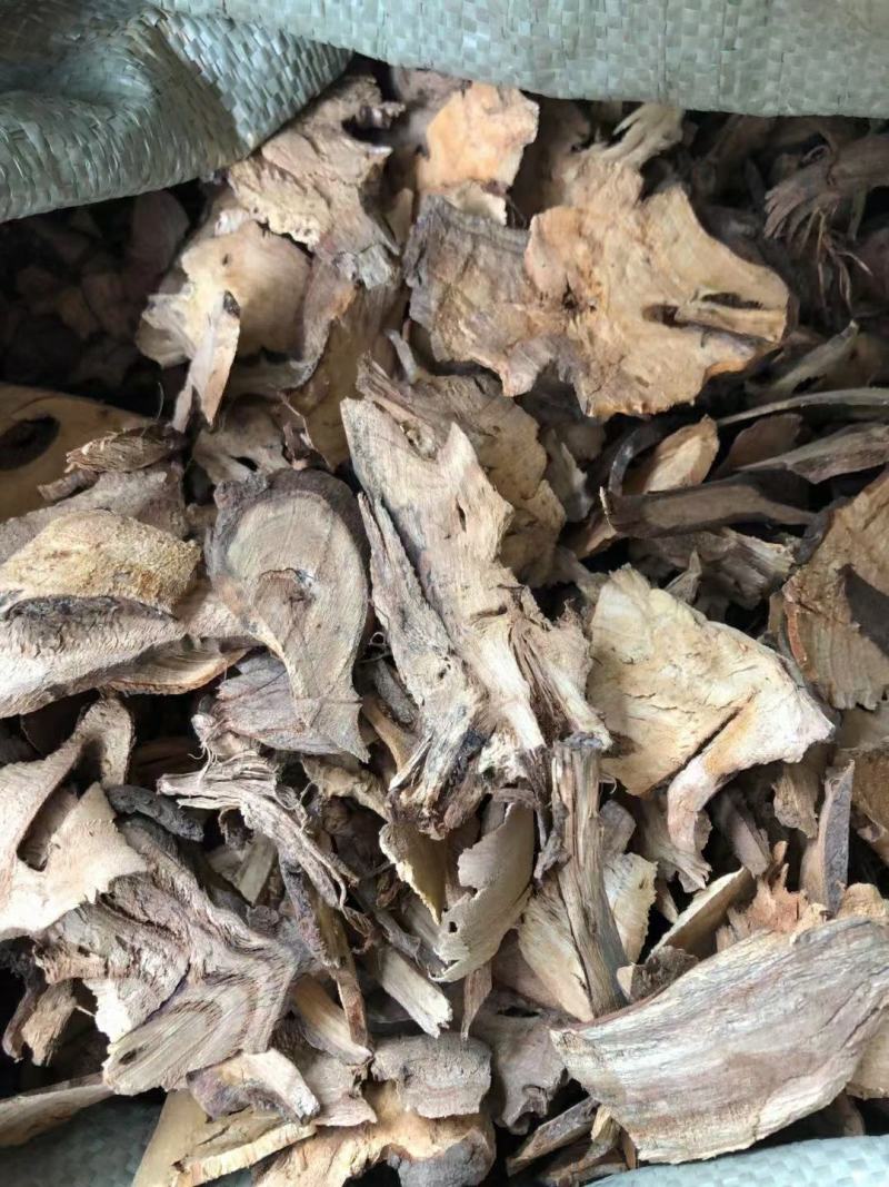 苎麻根经营各种中药材，冷背药材
