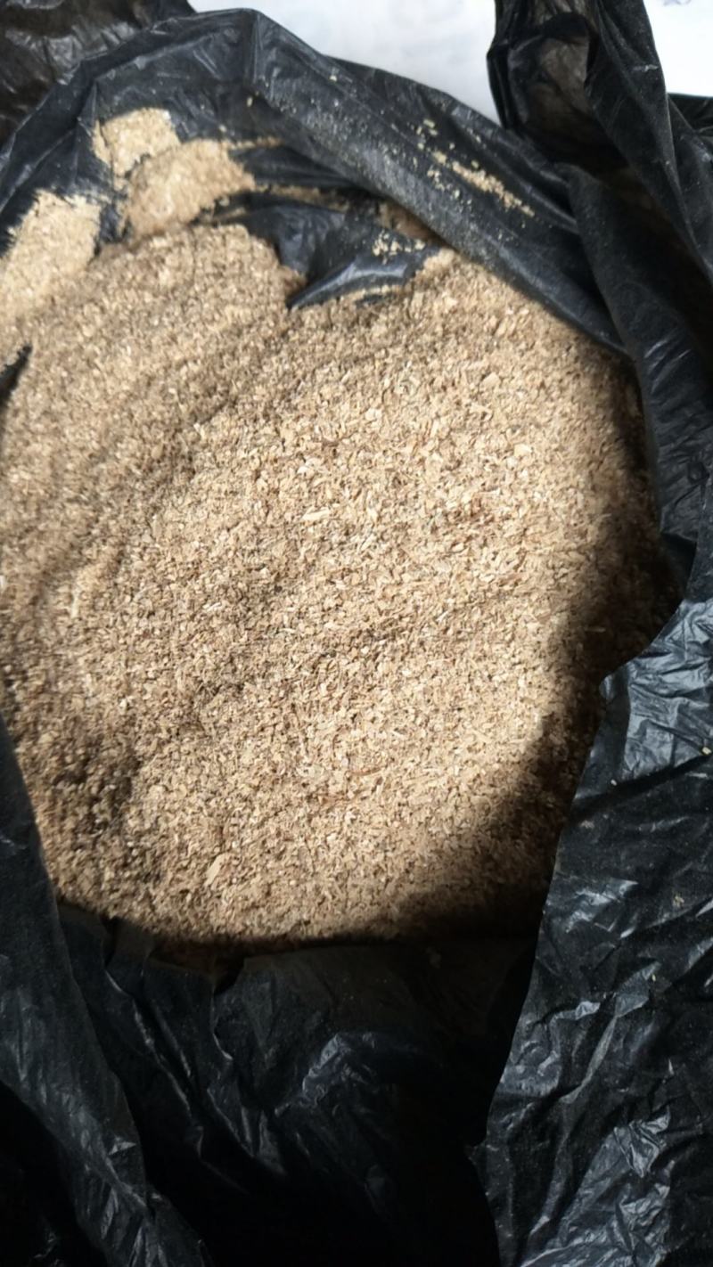 壳糠，统糠，压缩稻壳，散装打包，养殖饲料，酒厂酿酒，燃料