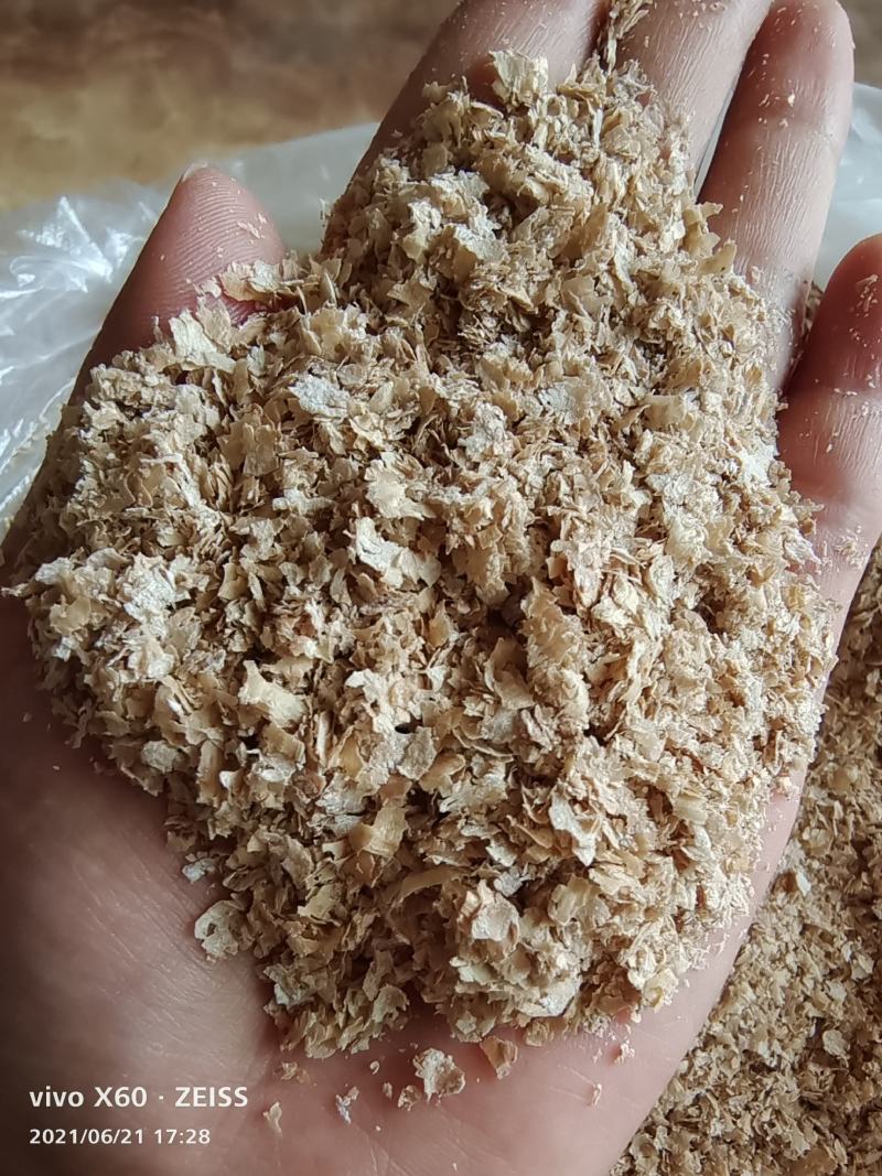 精选优质麸皮，保质保量，供货稳定，发货快，欢迎随时联系！