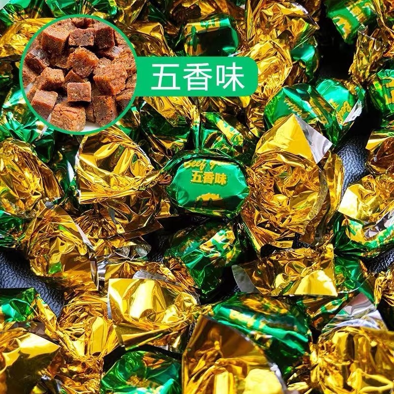 四川特产牛肉粒麻辣五香牛肉粒休闲食品一首货源