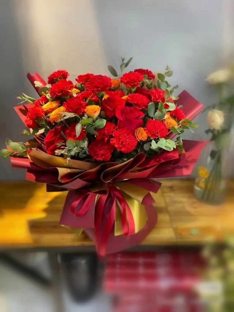 康乃馨花束礼盒送母亲送老师38节礼品款鲜花花束中秋节鲜花