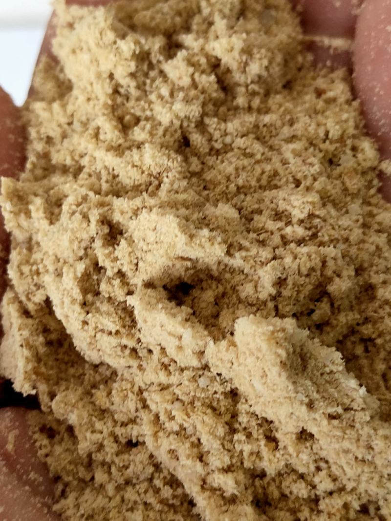 常年大量供应大米油糠米糠，货真价实，价格美丽量大优惠