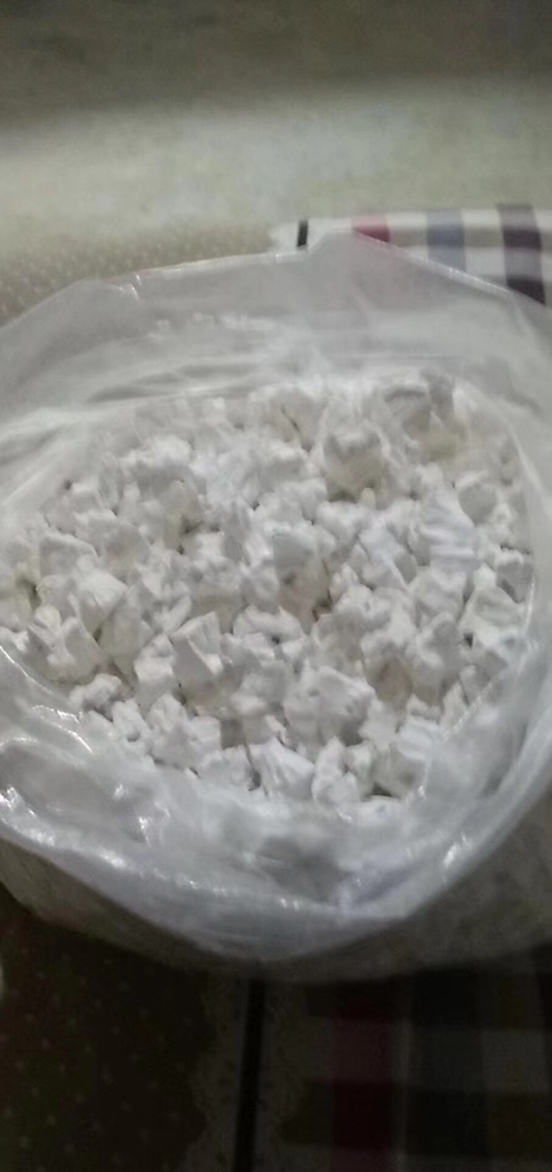 葛根粉，在深山挖的柴葛根，经过洗，锤，漂，晒，提出的粉