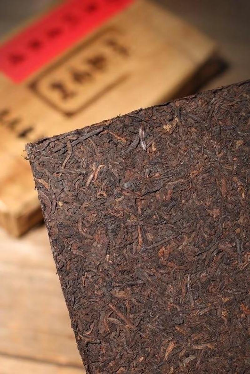 【中茶蓝印2006年冰岛王】普洱茶生茶饼古树纯料冰岛产区