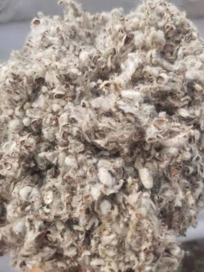 棉籽壳棉渣玉米芯颗粒压块，麸皮次粉稻草木屑菌袋菇圈