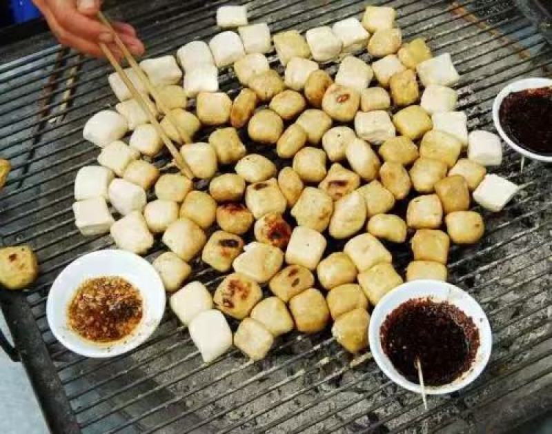 云南建水老磨西门豆腐，纯手工包制世代传承