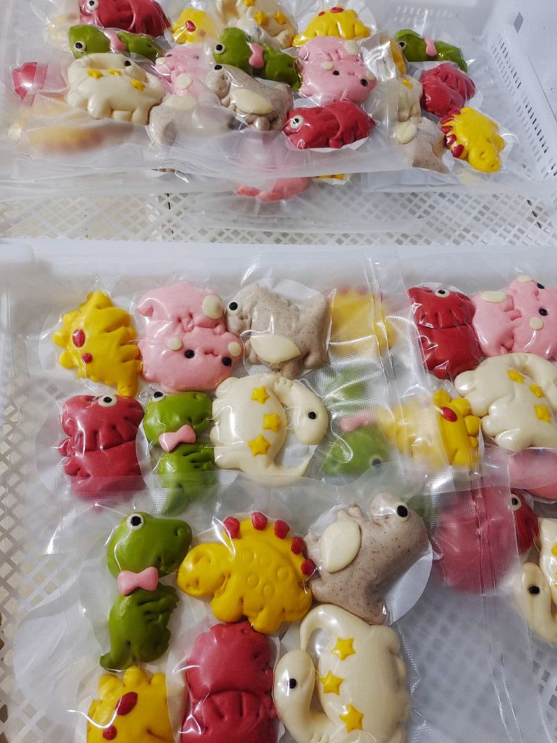 恐龙馒头卡通馒头速冻即热了面点儿童早餐纯手工制作果蔬零添