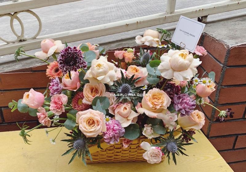 手提花篮生日玫瑰花束毕业花束母亲节教师节送老师送朋友包邮