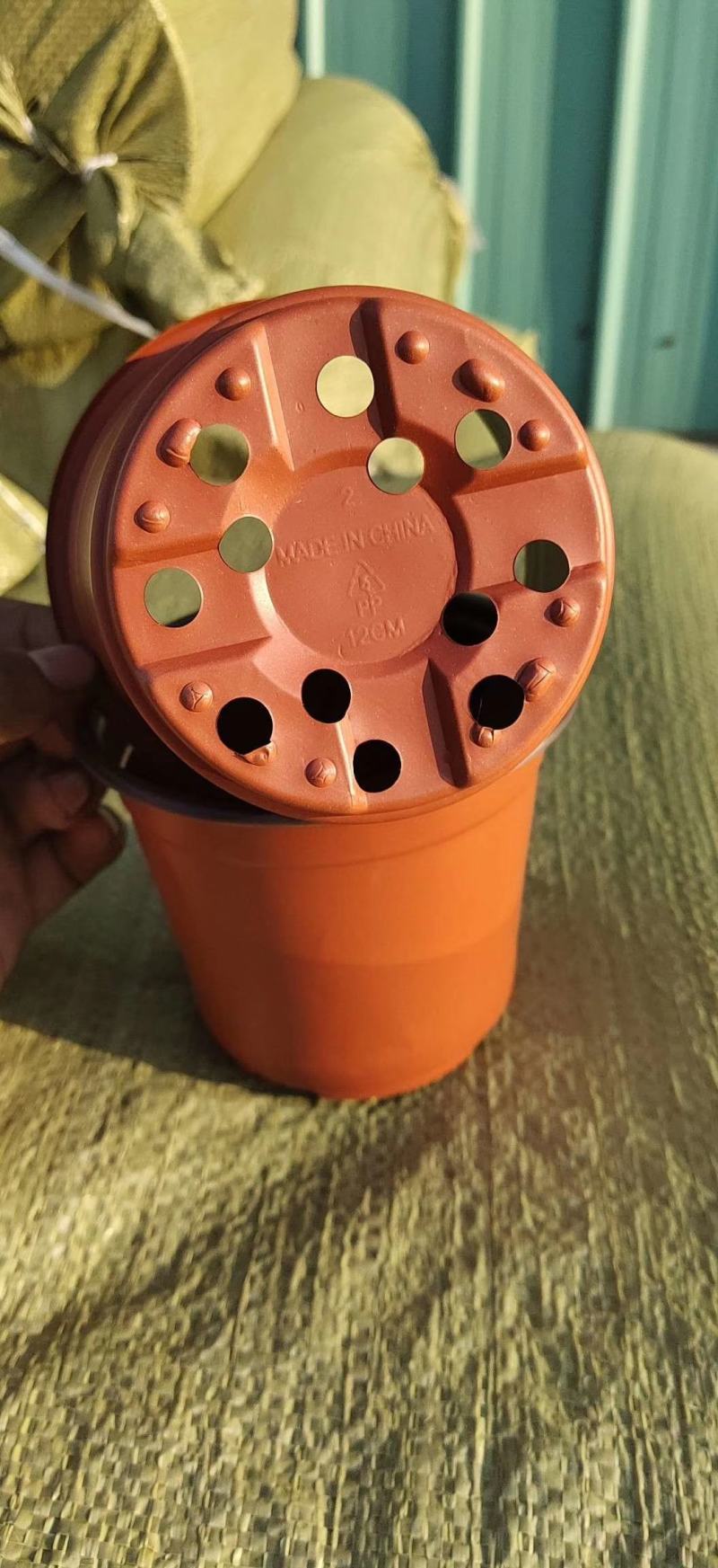 各种规格双色盆，普通款，加厚款，菊花盆，质优价廉