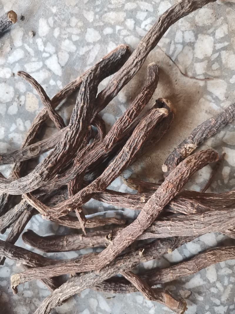 4月20左右开始采挖的开花芍水洗货高含量