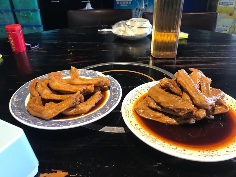 鸭翅，鸭爪