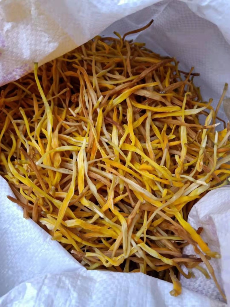 优质黄花菜，来自产地，一手货源，欢迎新老朋友前来订购。