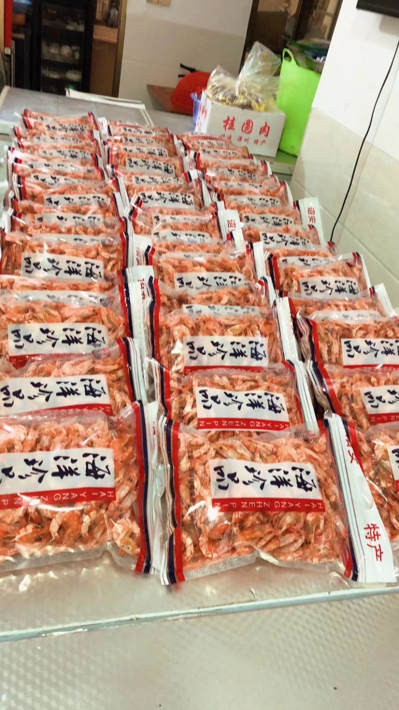 正宗烤虾，活虾4斤烤出一斤虾干，条条新鲜