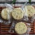 拿样板栗米饼芝麻花生米饼杏仁米饼紫薯杂粮米饼