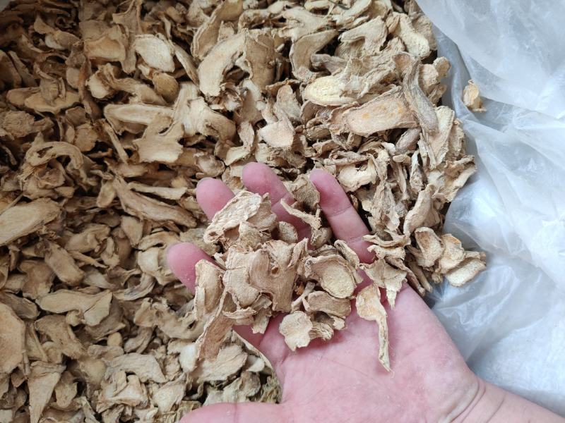干姜片无硫原产地生产，药食两用中药材